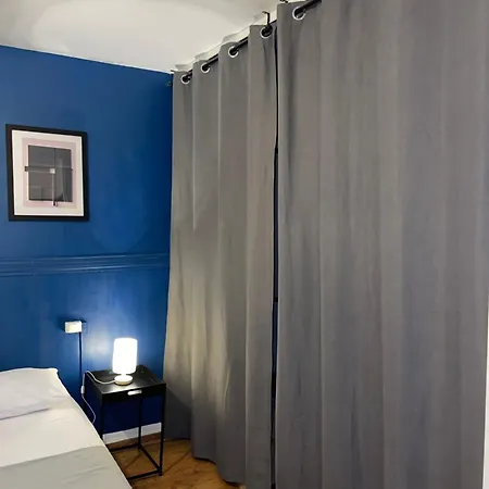 Blue Arena - Hyper Centre Nimes